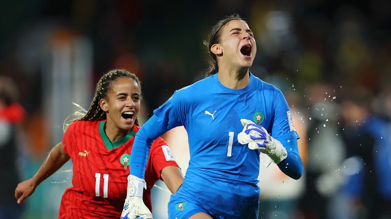 Tagnaout, Er-Rmichi, Morocoo v Colombia